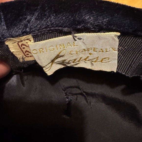 Vintage Velvet Blue Netting Gems Pearls Chapeaux Louise Hat Blue 50s - Picture 5 of 5